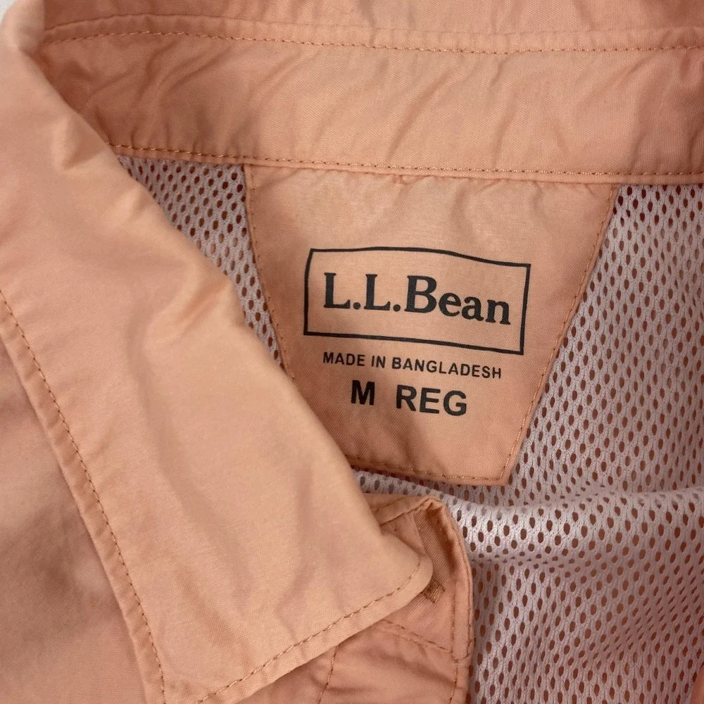LL‎ Bean Shirt Womens Medium Peach Short Sleeve Button Front Nylon Blend Outdoor